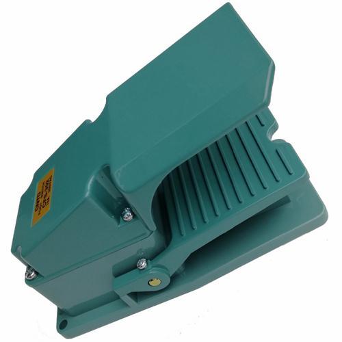 CNTD 250V 15A Protective Protector CFS-302 Industrial Foot Switch in Pakistan thumbnail 2