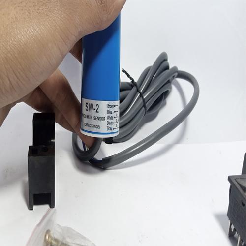 SW-2 Capacitive Proximity Sensor in Pakistan thumbnail 2