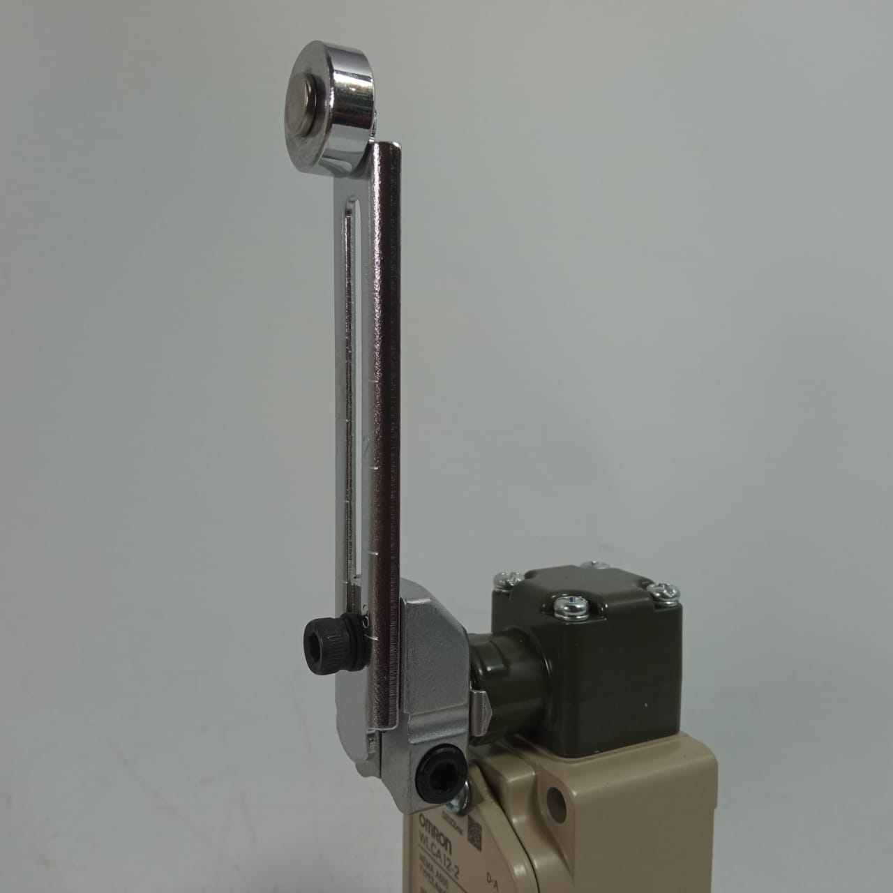 Omron WLCA12-2 Limit Switch for Industrial in Pakistan thumbnail 7