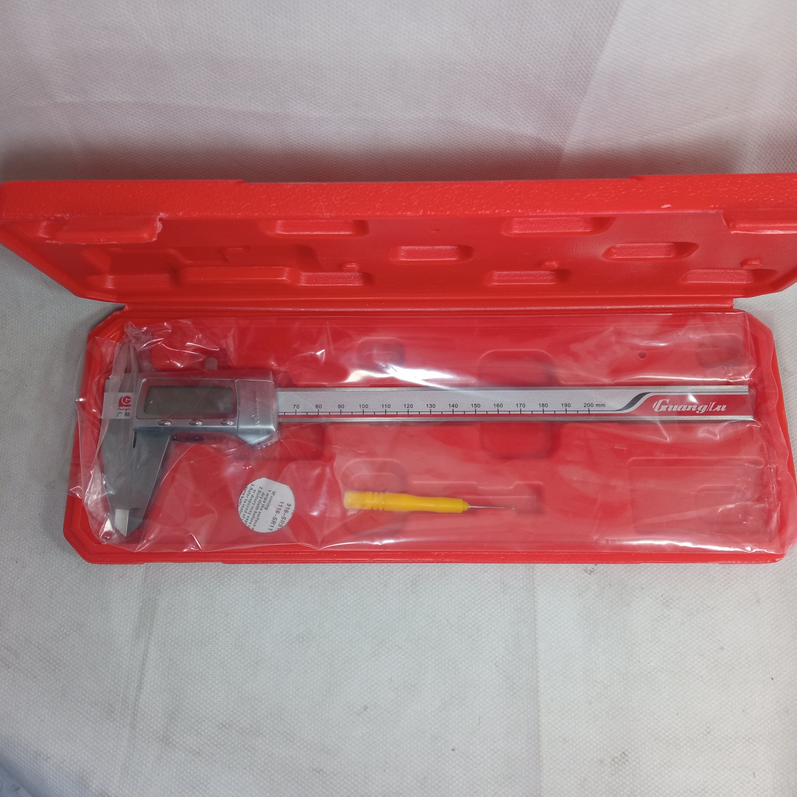 Stainless Steel Digital Vernier Caliper GUANGLU Digital Caliper Measuring Tool in Pakistan - 6 Inch 150mm thumbnail 7