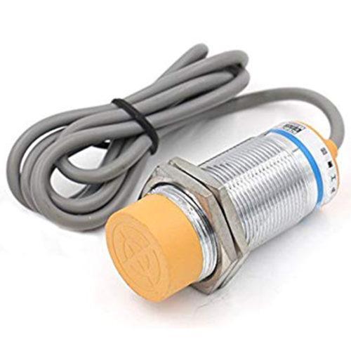 Omron Inductive Proximity Sensor E2E-X18MY2