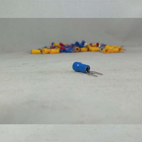 U Type Insulated Thimble Cable Lug Plastic 100 Pcs in Pakistan - 1.5mm / Red thumbnail 3