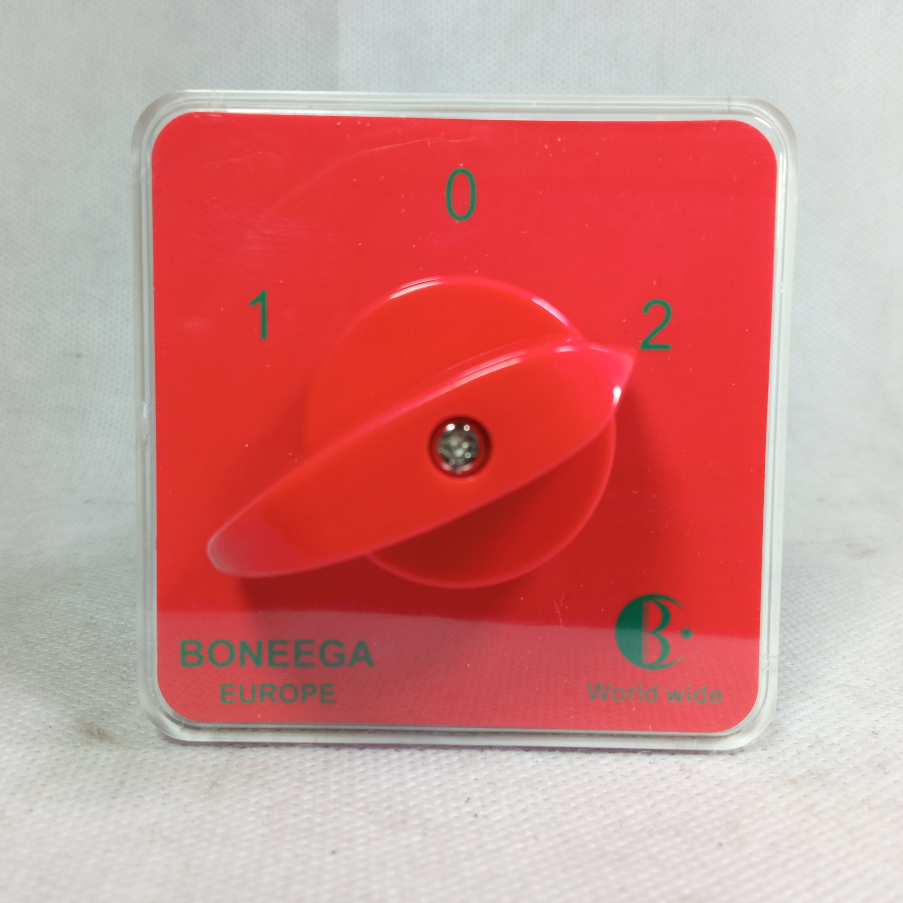 Boneega Rotary Changeover Switch 2 3 4 Pole 1-0-2 in Pakistan - 32A / 4Pole