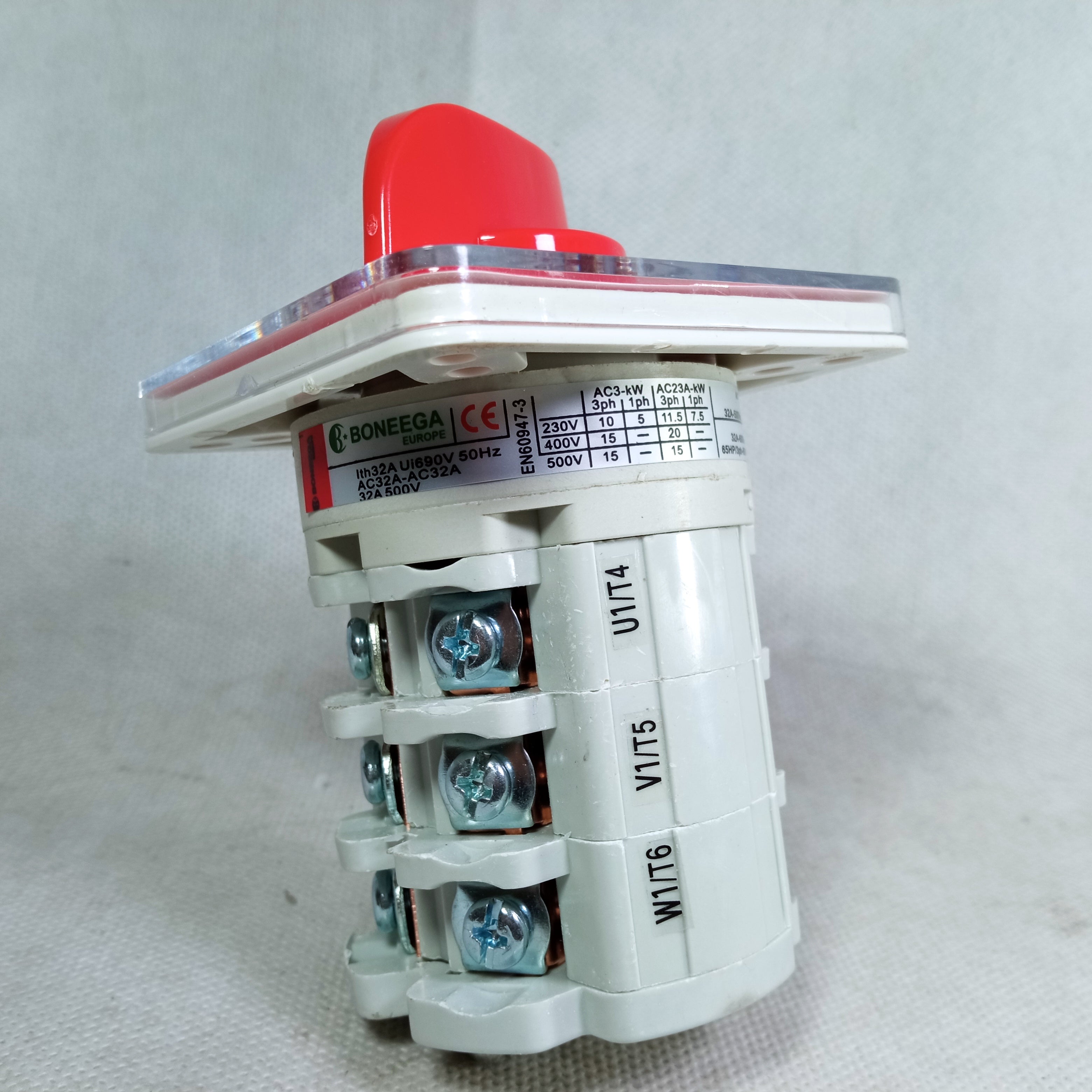 Boneega Rotary Changeover Switch 2 3 4 Pole 1-0-2 in Pakistan - 50A / 2 Pole thumbnail 4