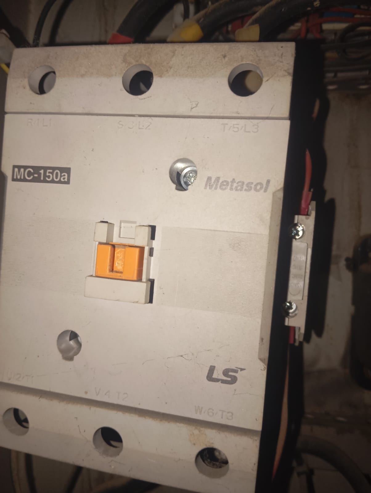 LS MC-65a Meta sol Contactor Lot in Pakistan - MC-65a thumbnail 2