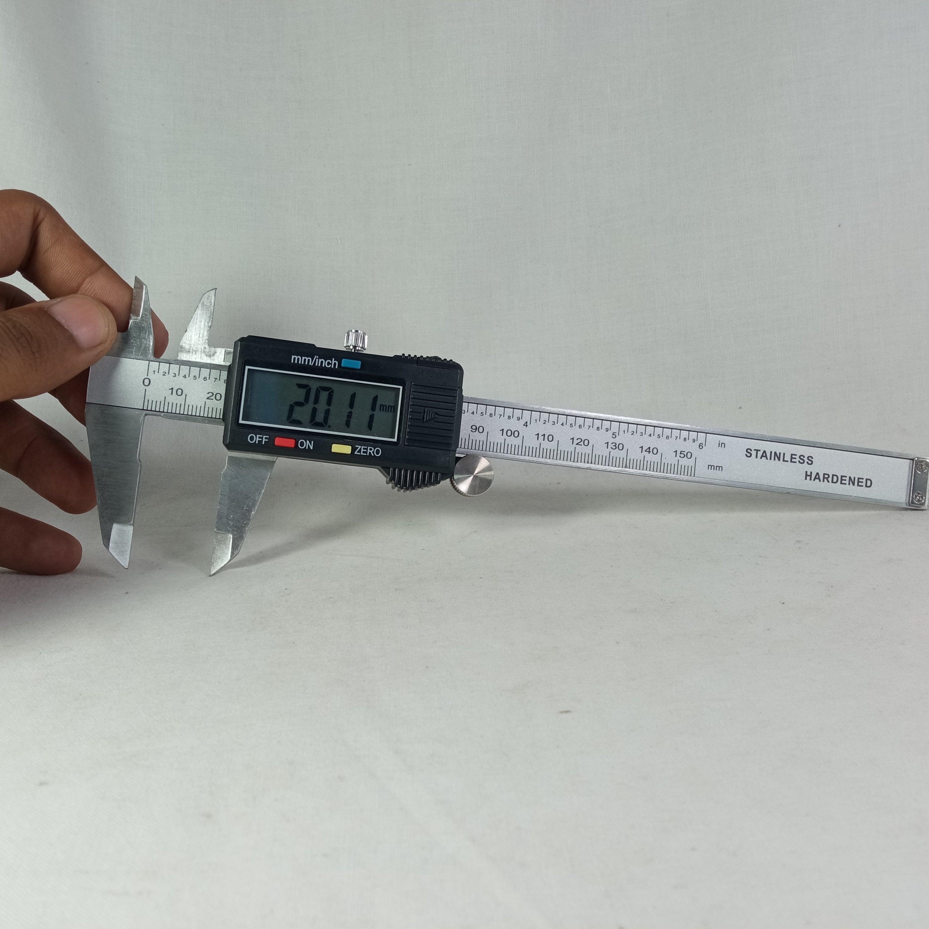 Digital Vernier Caliper Stainless Steel in Pakistan - 6 Inch (150mm) thumbnail 4