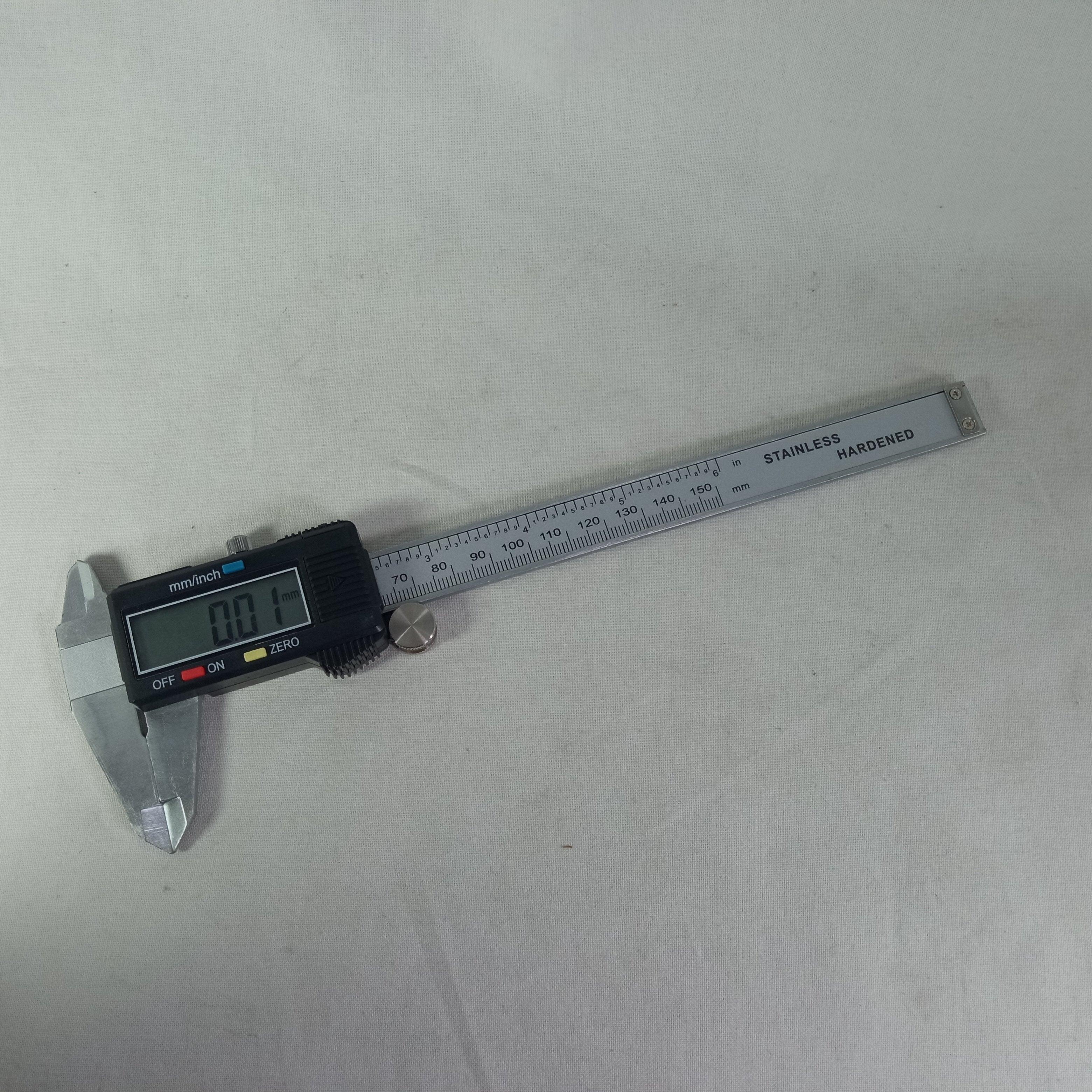 Digital Vernier Caliper Stainless Steel in Pakistan - 8 Inch (200mm) thumbnail 3